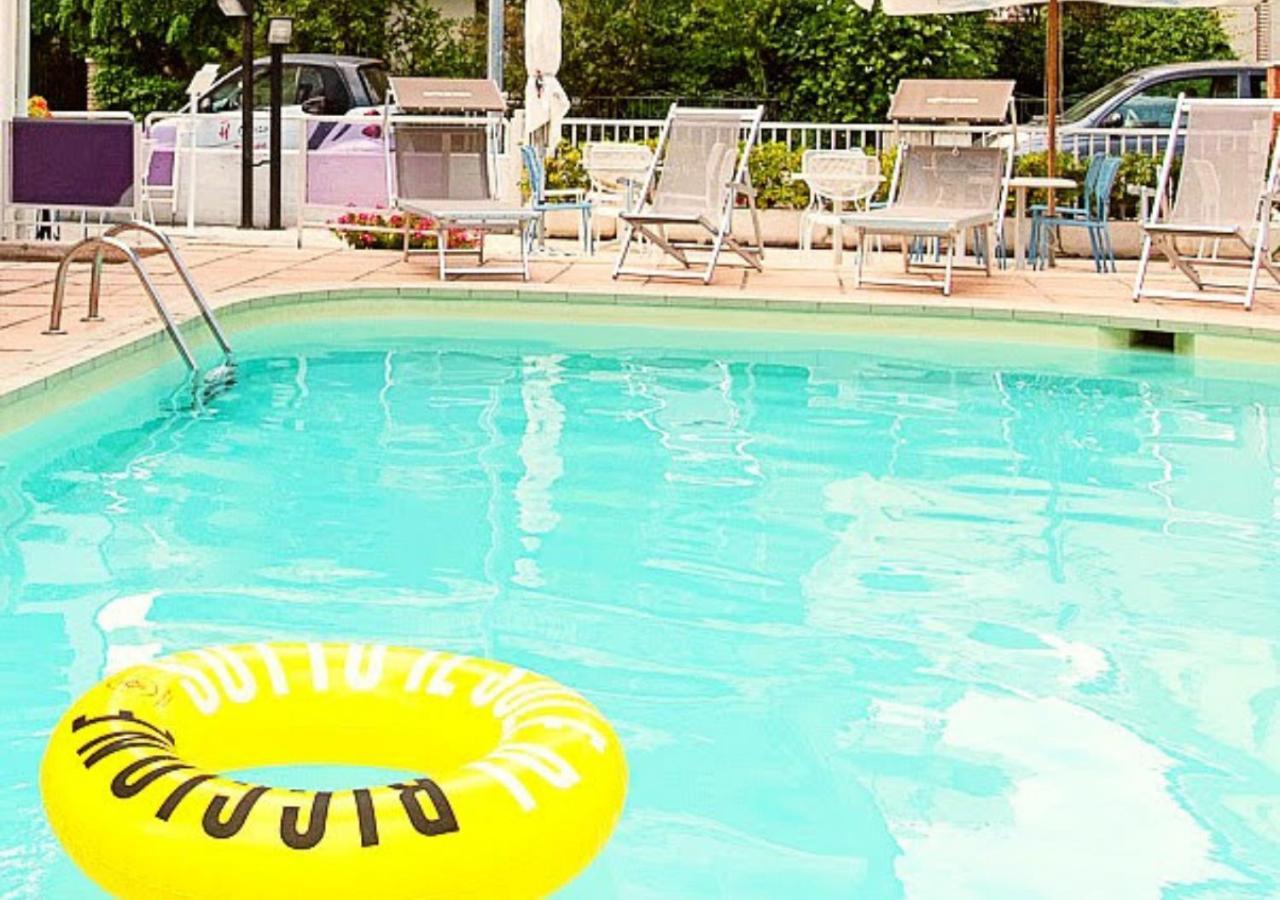 La Plata Hotel - Con Piscina 里乔内 外观 照片